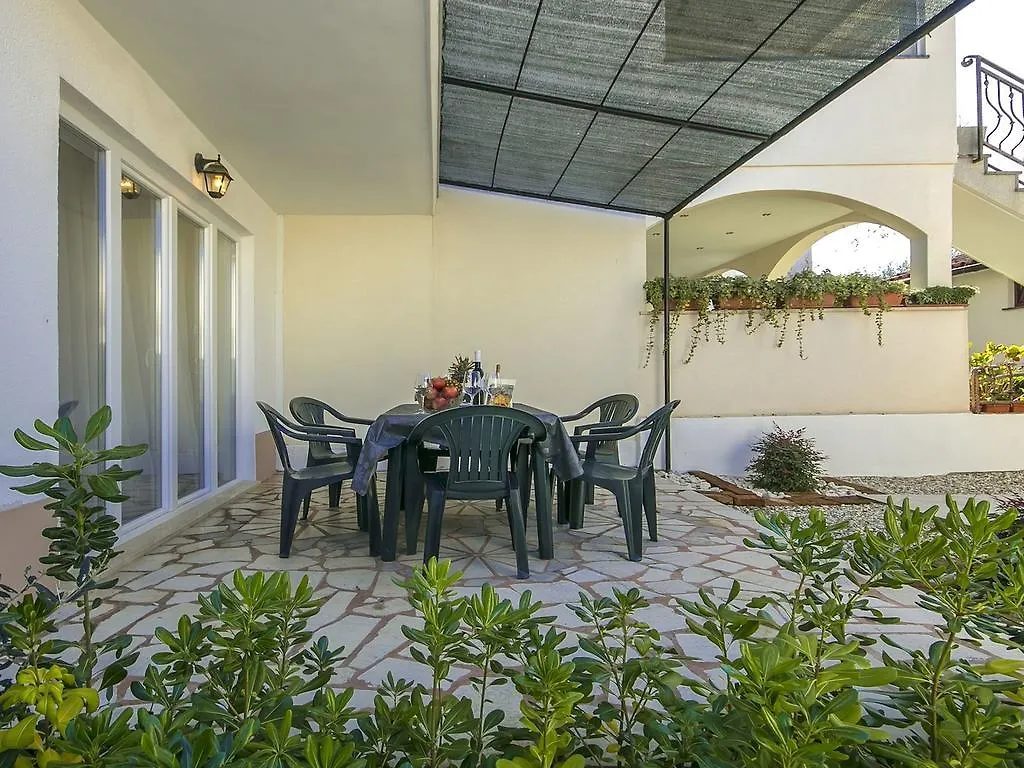 Charming Beachfront Holiday Home In Porec