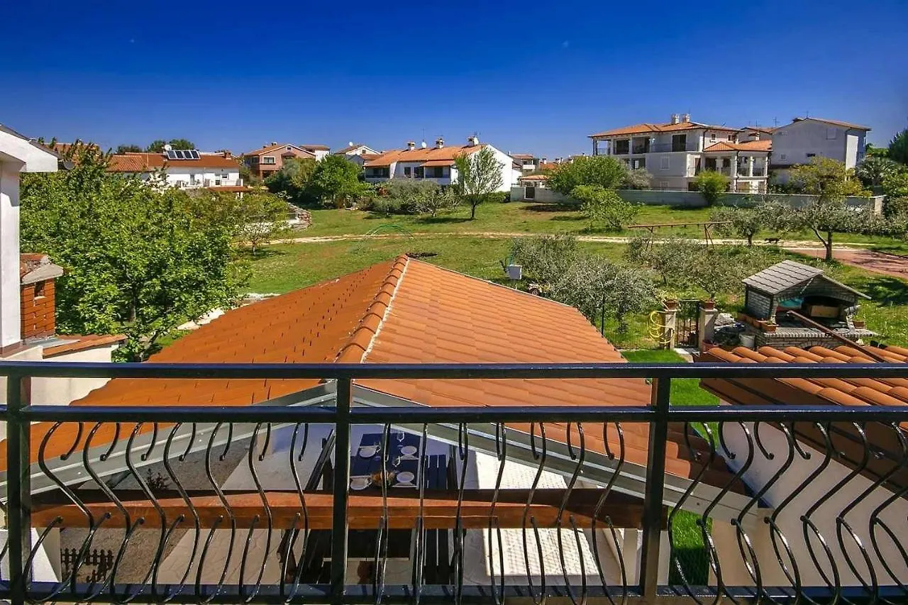 Charming Beachfront Holiday Home In Porec