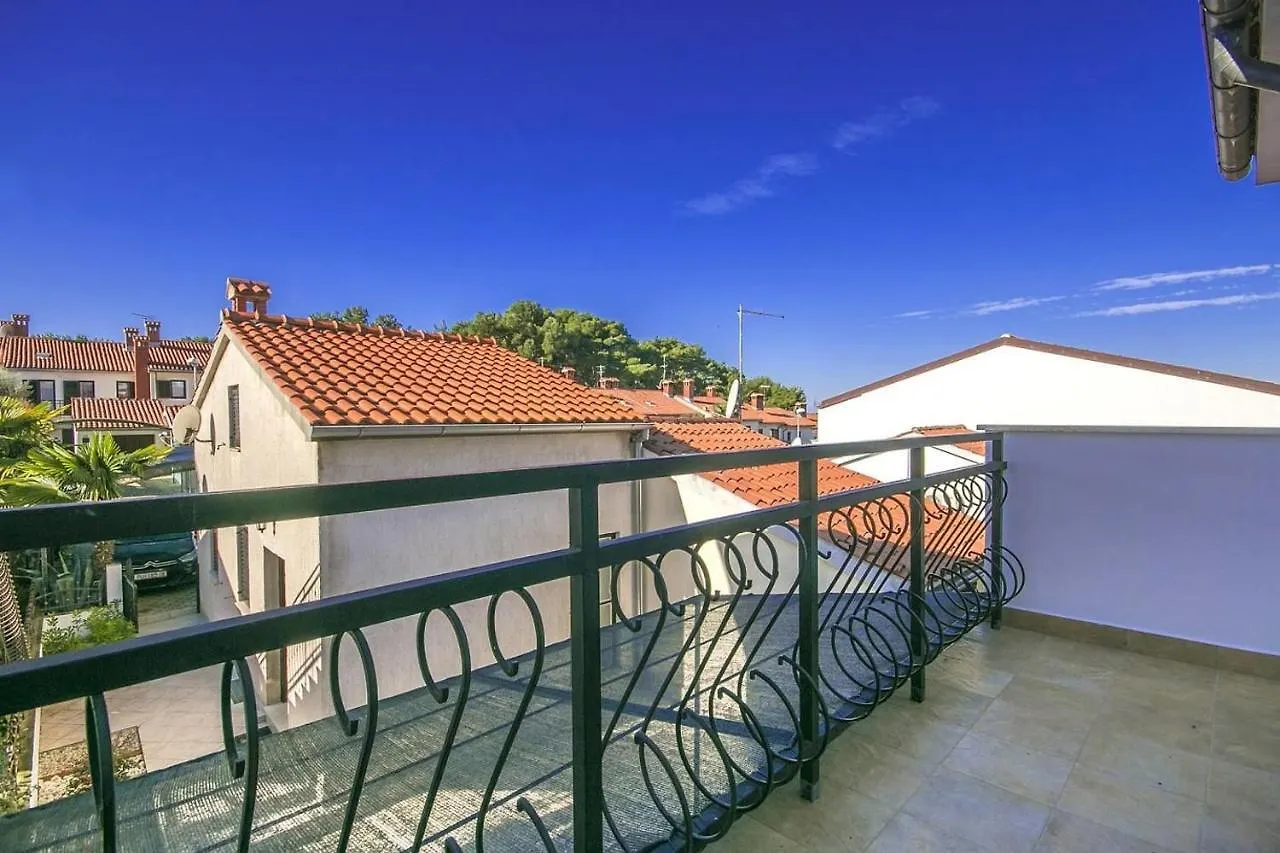 Charming Beachfront Holiday Home In Porec